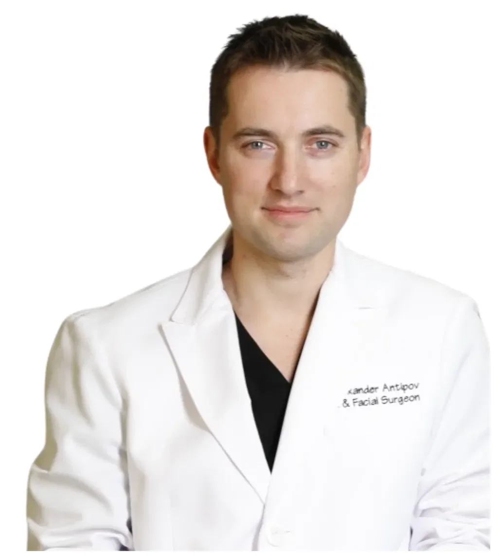 Dr. Alexander Antipov, DDS, OMFS - Oral & Maxillofacial Surgeon, Founder at Fusion Dental Implants serving Auburn